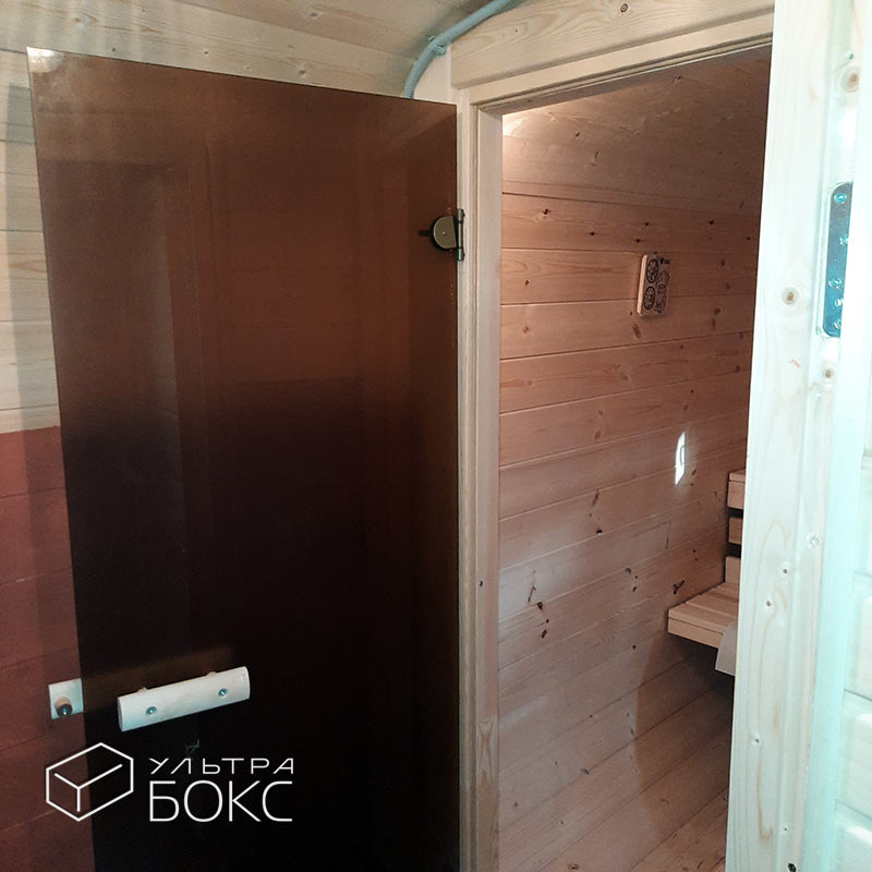 Квадро-баня 600 х 220 см +ДОПЫ: козырёк над входом, дверь внутри стеклянная, проходная коридор - душевая, топка в прихожей печь "Малуша" / "Рада 4_14 S", Ель / Кедр — изображение 7