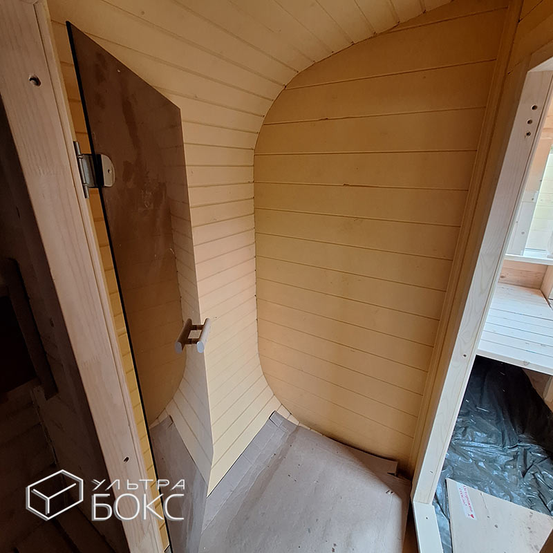 Квадро-Баня Парус 6х2,4х2,6 м +ДОПЫ: раскладное спальное место, печь «Везувий», светильники, ступени деревянные перед входом — изображение 18